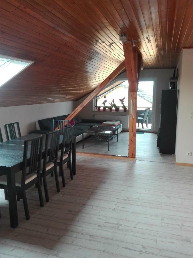 Obere Ferienwohnung Asshoff Zwischen Odenwald, Taubertal Und Bauland Berolzheim Exteriér fotografie
